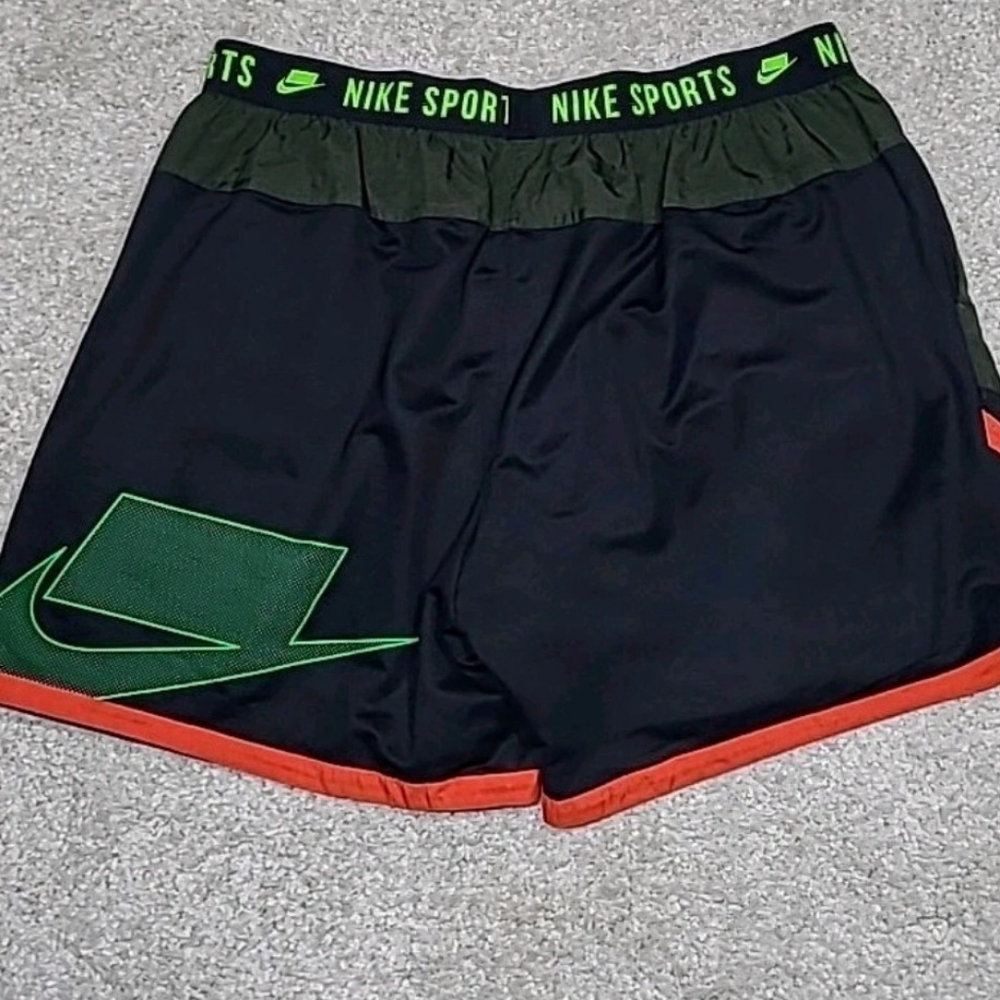 Nike Men's Shorts Dri Fit Training Stretch Activewear Black Size XX-Large - Picture 3 of 11